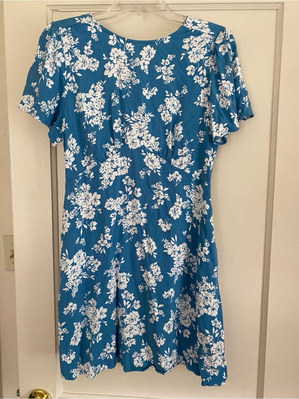 Old Navy Teal Blue Floral Scoop Neck Top